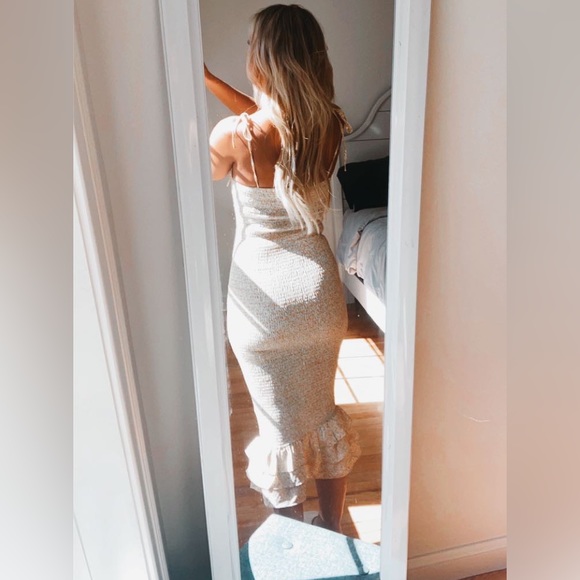 Yellow Floral Front Tie Cutout Smocked Midi Dress - Picture 3 of 5